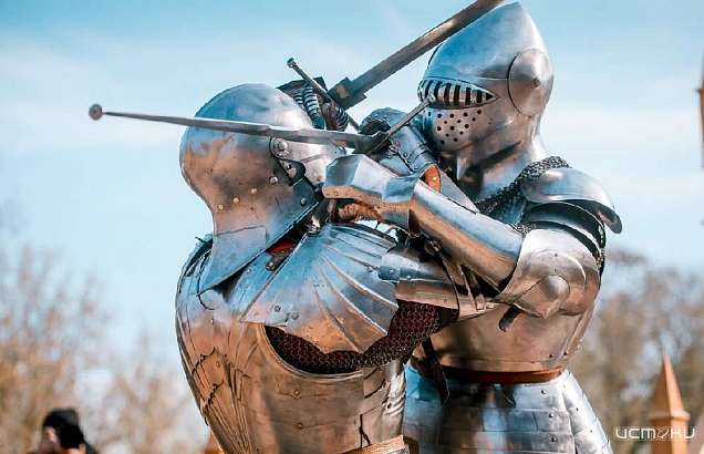 Орловчан приглашают на реконструкцию средневековых сражений и рыцарский турнир