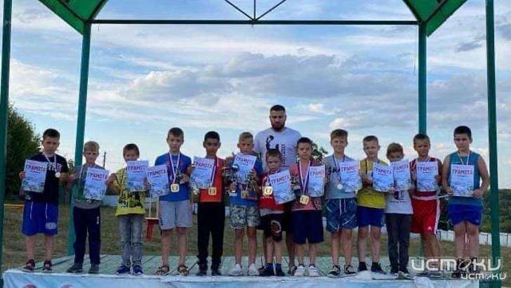 Воспитанники школы Байрамова вернулись в Орел с турнира с россыпью наград