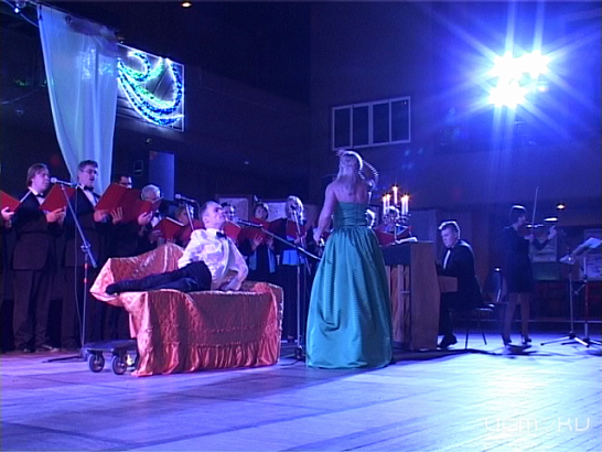 Новости за 90 секунд: утреннее ДТП заставило многих водителей понервничать, чиновники не скупятся в заказах на бюджетные деньги и в Орловской области нашли останки почти 500 солдат Великой Отечественной войны