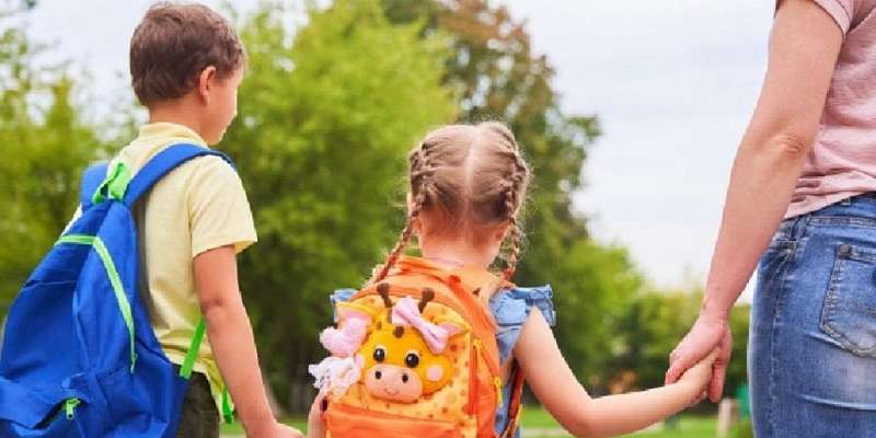 Орловским братьям и сестрам не смогут отказать при приеме в одну школу