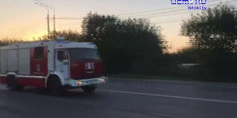 Спасено 8 человек и 20 эвакуировано. Накануне на Рощинской случился серьёзный пожар