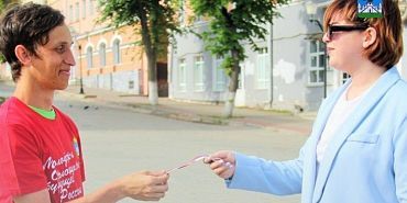 Орловчанам  раздадут ленты-триколор ко Дню России