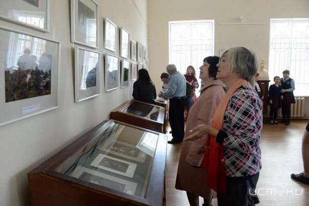 В Орле открылась выставка фотохудожника Леонида Тучнина 