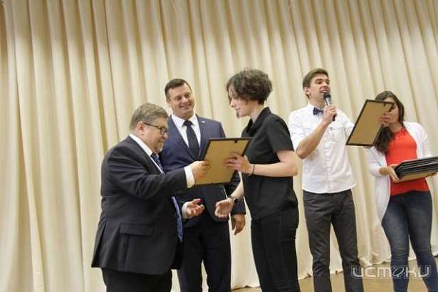 Вдохновленные "Рекордом Победы" продолжат свою деятельность