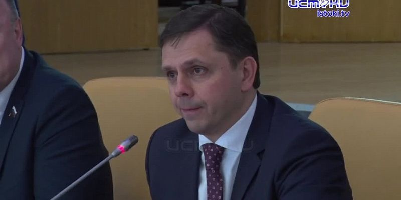 Самоотверженный патриот Лежнев, успешные успехи губернатора и жаркие дискуссии