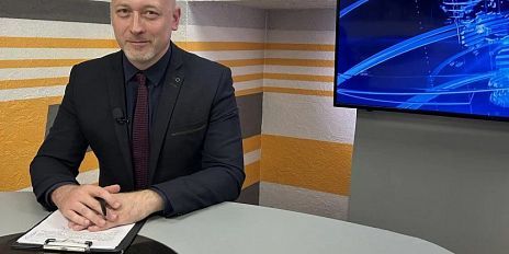 На втором заседании областного Совета выбрали замов, председателей и сенатора. В администрации региона вновь говорили о реализации нацпроектов на Орловщине. Сотрудники МЧС провели для школьников уроки безопасности. 