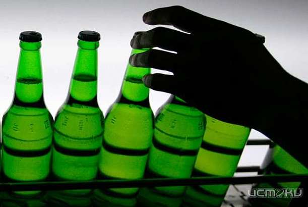 Во Мценске задержали вора, пытавшегося украсть алкоголь из магазина