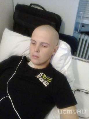 Внимание, молодому парню требуется помощь!