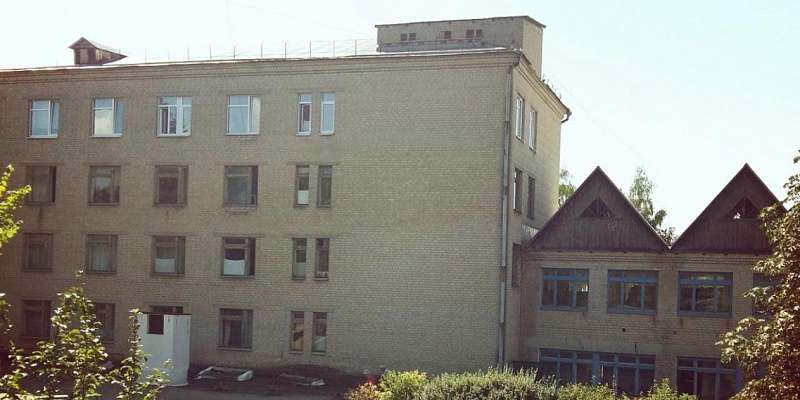 В Колпнянской ЦРБ у троих медиков нашли коронавирус