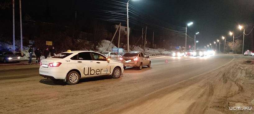На выходных в Орле две «Лады» не разъехались. Пострадал ребенок