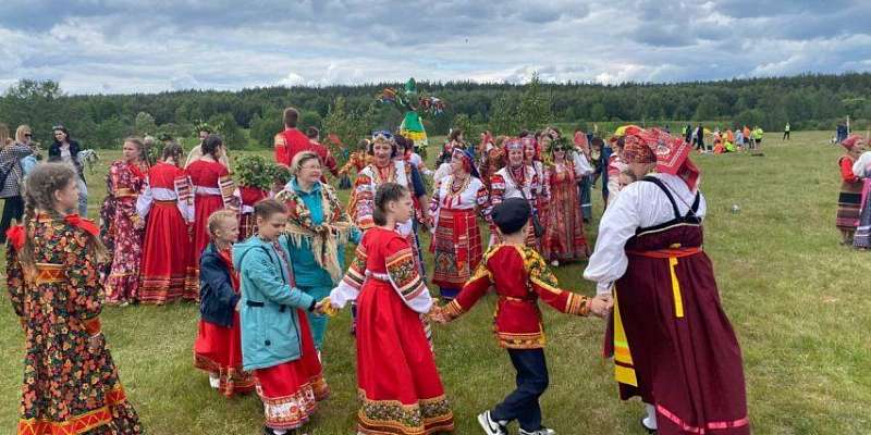 Международный фольклорный праздник «Троицкие хороводы» дал старт большому проекту «Орловское лето»