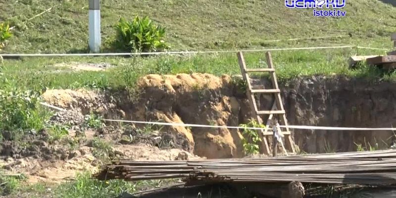 Областные депутаты на стройке станции водоподготовки для микрорайона «Наугорский»