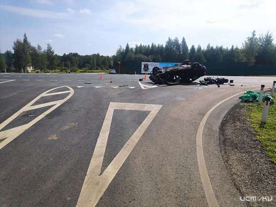 Иномарка на трассе под Орлом насмерть сбила мотоциклиста