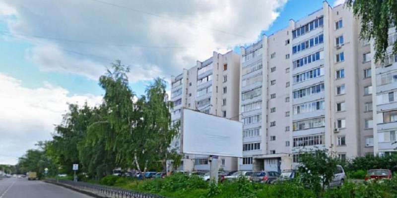 Подвал орловской девятиэтажки затопило фекалиями