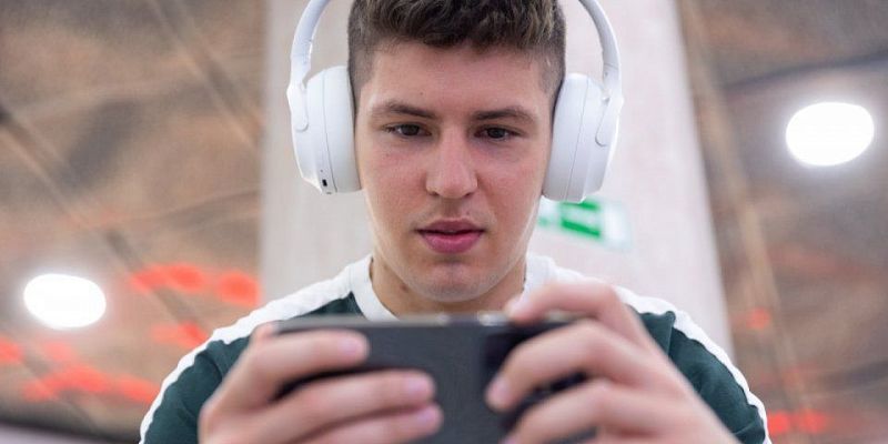 Yota запустила сервис совместного использования тарифов: делись с друзьями