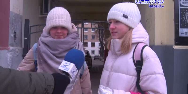 13 января отмечается День российской печати. Хотя сейчас, его считают "своим" представители всех СМИ. Мы вышли на улицу и спросили у орловчан, откуда ...