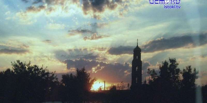 «Радуга над городом»: священник, методист ДК и работник почты показали старинный Болхов