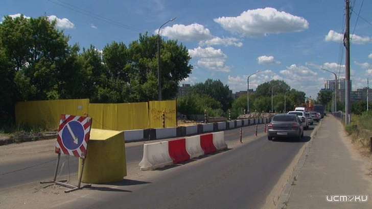 10 октября в Орле вновь попробуют найти подрядчика для ремонта моста Дружбы