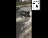 Орловский лодочник сделал сальто на своем судне в центре Орла