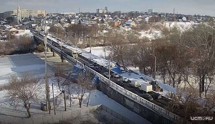 Орловчане начали следить за ремонтом моста Дружбы в онлайн-режиме