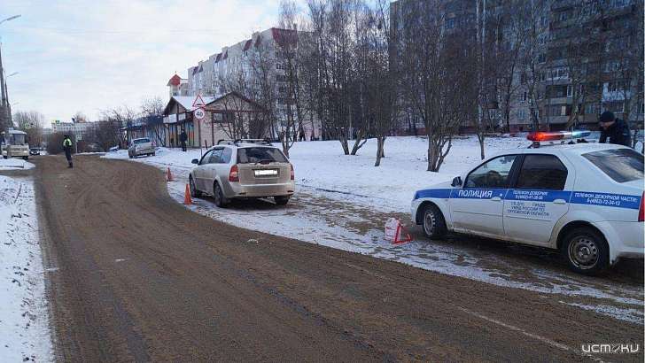 В Орле на «Звездном» старушка попала под машину, проигнорировав зебру
