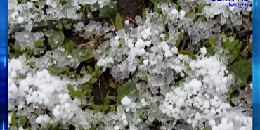 То, практически летний зной, то холод и снег