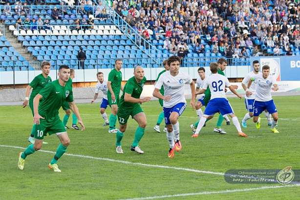 Лидер, а fair play не соблюдает. ФК "Орел" дважды ведя в счете проигрывает в Воронеже