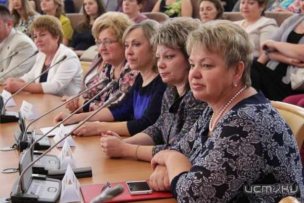 Служба занятости Орловской области отмечает двадцатипятилетие