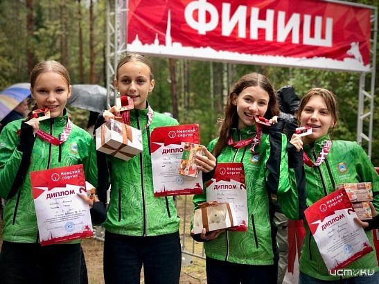 Воспитанницы спортшколы №10 завоевали медали в рамках «Невского спринта»