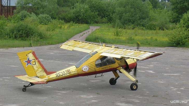 На аэродром Пугачевка под Орлом возвращаются планеристы