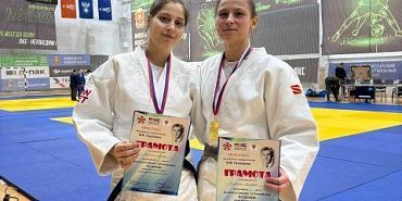 Орловские дзюдоистки успешно выступили в Липецке