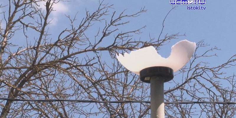 Еще один сквер в Орле пострадал от рук вандалов