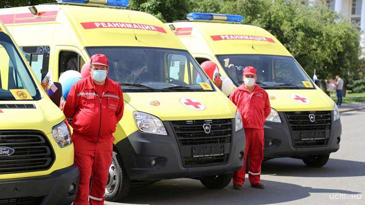 Для борьбы с COVID-19 на Орловщину прислали 10 реанимобилей