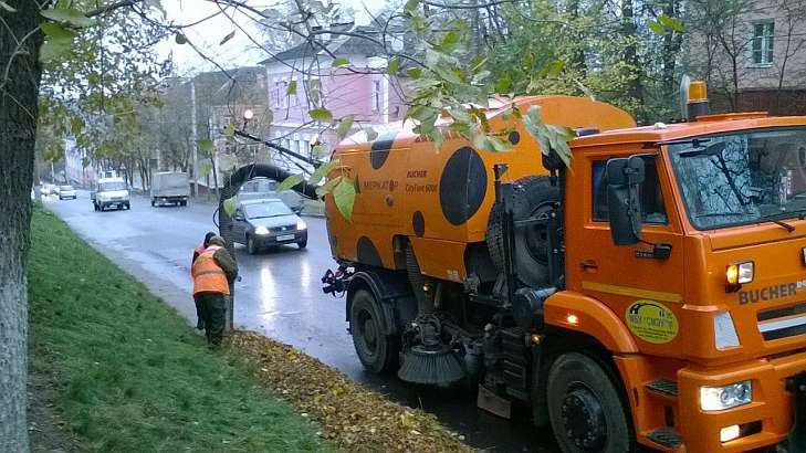 Мэр Орла рассказал, что по городу скоро будут колесить 3 машины-пылесоса и много мелкой техники