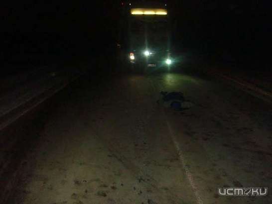 В Ливенском районе тягач насмерть сбил человека В Ливенском районе тягач насмерть сбил человека