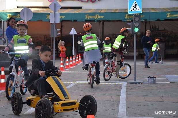Велодром и конкурсы: юных орловчан и их родителей приглашают в «Новую Кресландию»