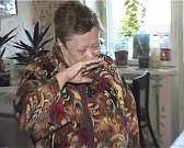 Опять разводы! Десять лет над квартирой орловчанки не могут починить крышу