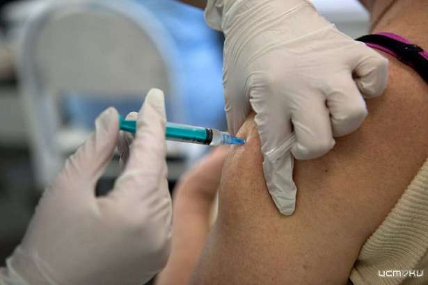 Орловчане, сделавшие прививку от коронавируса, могут выиграть 100 тыс. рублей