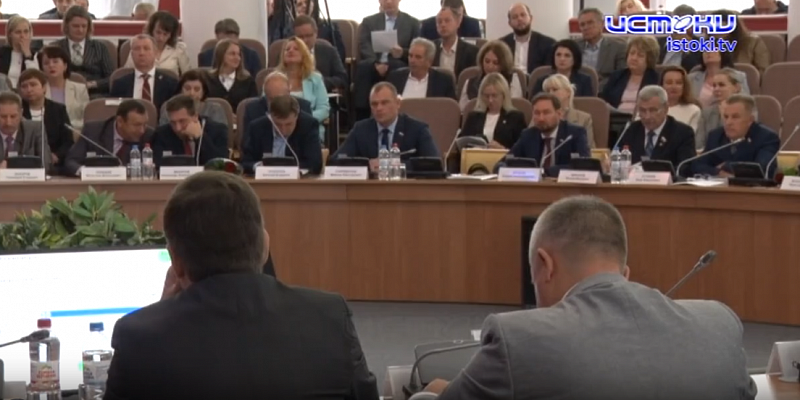 Сегодня областные депутаты обсудят нужно ли поднимать возраст продажи алкоголя до 21 года