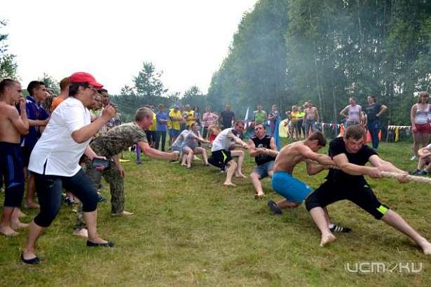 В молодежном спортивно-туристическом слете приняло участие 14 команд