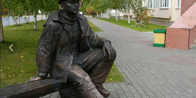 Памятник рабочему в Ливнах обойдется в 1,25 миллиона