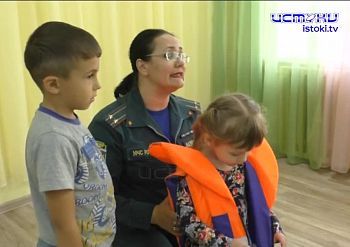 Кадетских отряды детских садов Орла и Болхова стали участниками акции „Спасательный круг знаний“
