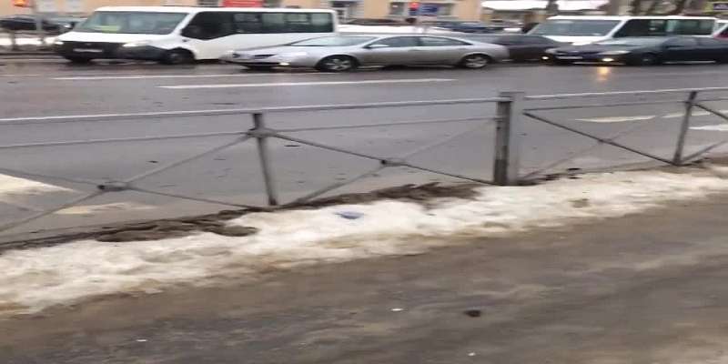 Утром на ул. Комсомольской в Орле произошло серьезное ДТП