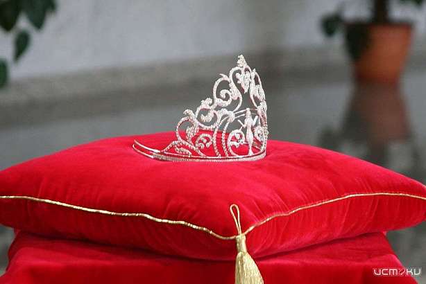 Орловчанок приглашают побороться за титул самой обаятельной и привлекательной