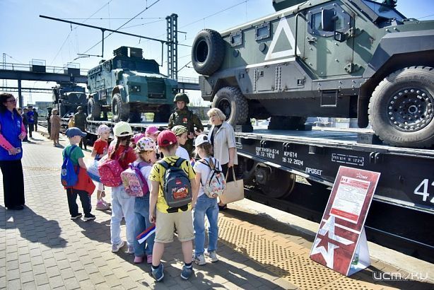 Орловщина встретила поезд-музей «Единство в памяти, сила в подвиге!»