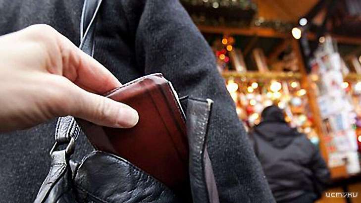 В Орле поймали воровку-карманницу