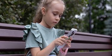 Мошенники начали чаще атаковать детей: как защитить ребёнка в интернете