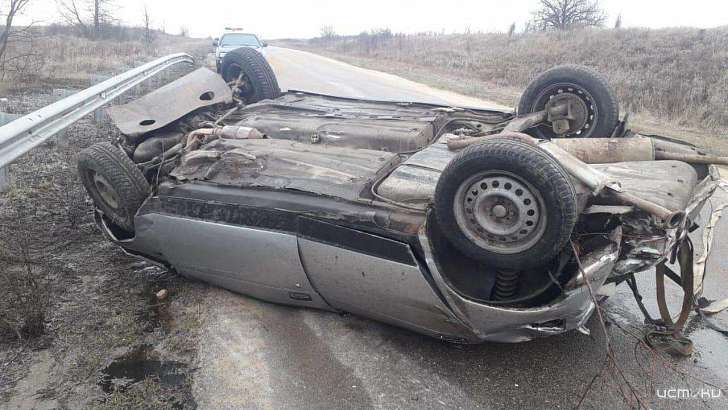 На Орловщине пьяный водитель перевернулся на ВАЗе