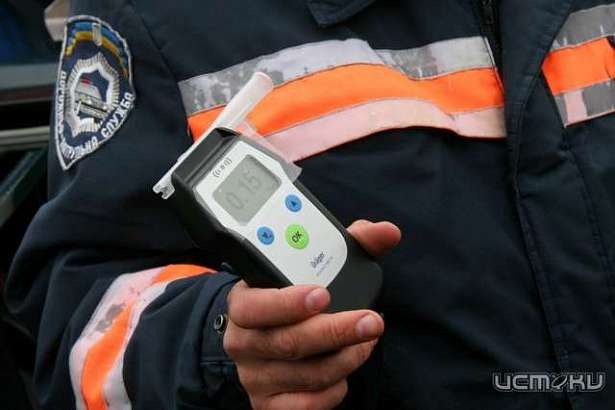 С 26 марта проверять на алкоголь будут всех одинаково 