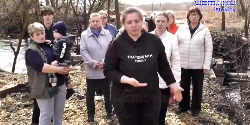 Жители деревни Пашково записали видеообращение к прокурору области Алексею Тимошину